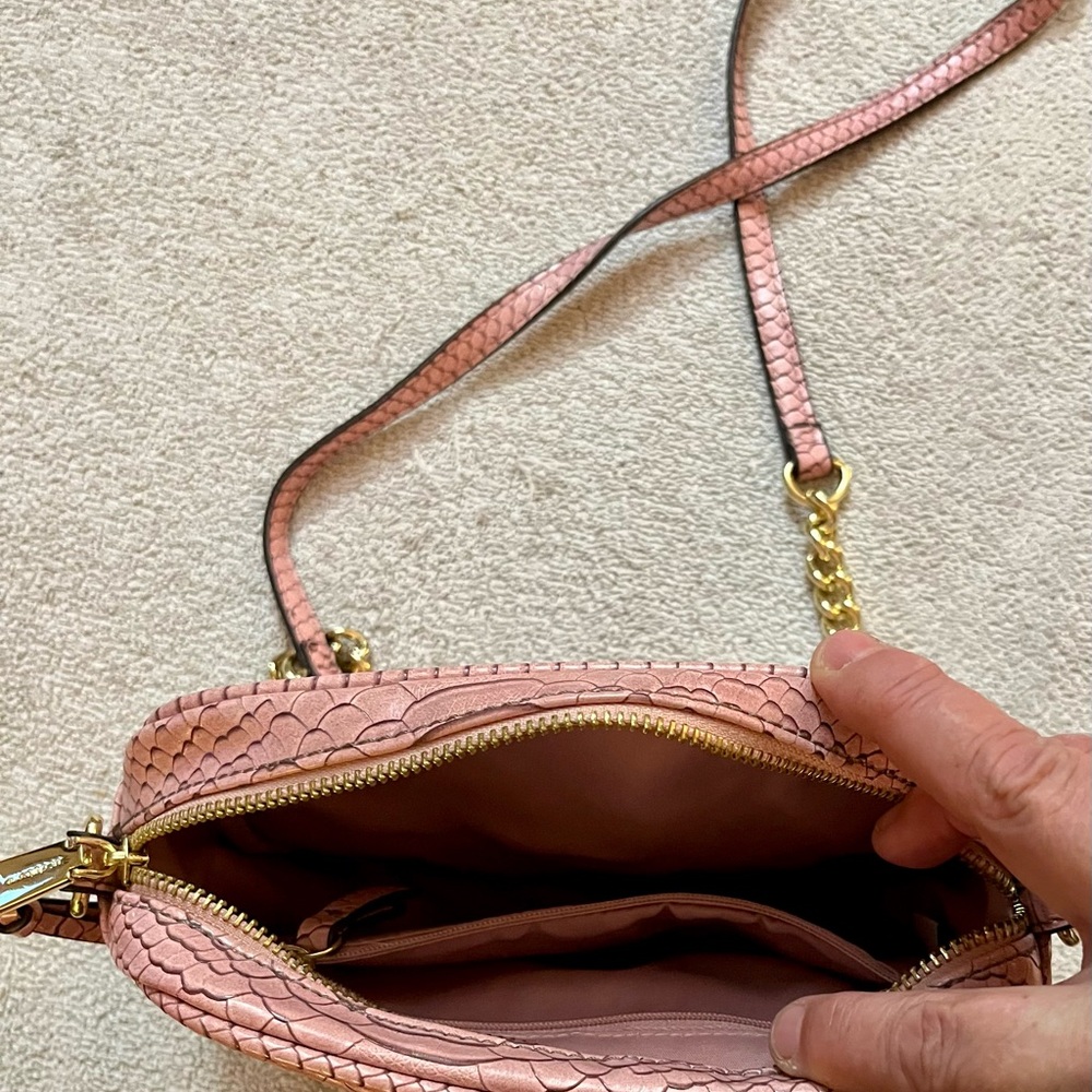 Reptile finish Dusty rose pink Crossbody Bag Liz Claiborne - Picture 5 of 13